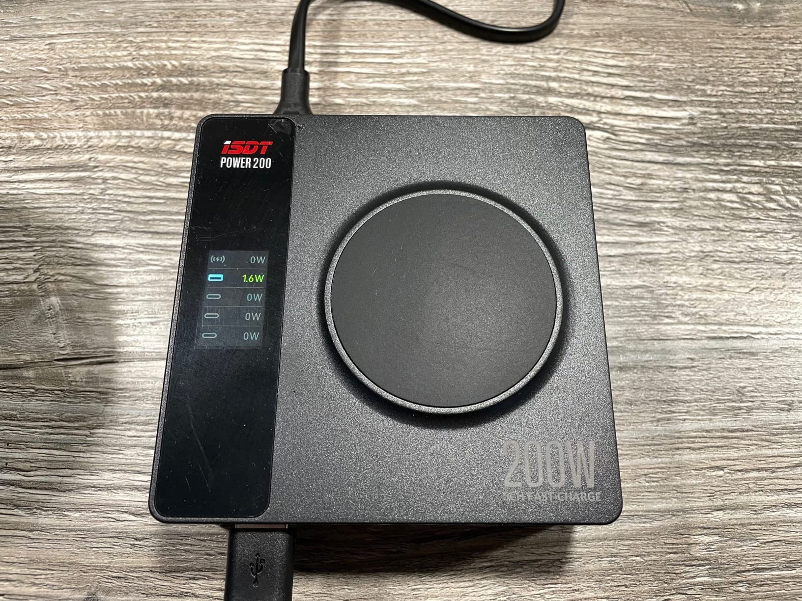 ISDT Power 200 Netzteil 200W USB-C Tisch Wireless