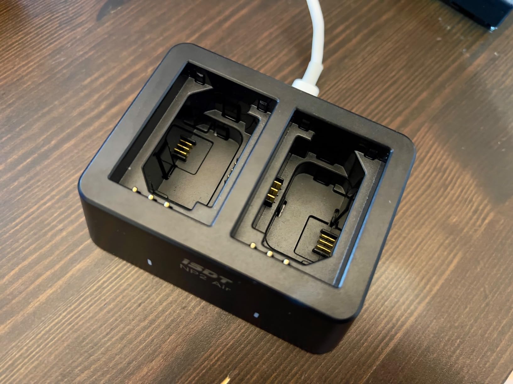 ISDT NP2 Air Kamera Akkuladegerät NP-FZ100 USB-C