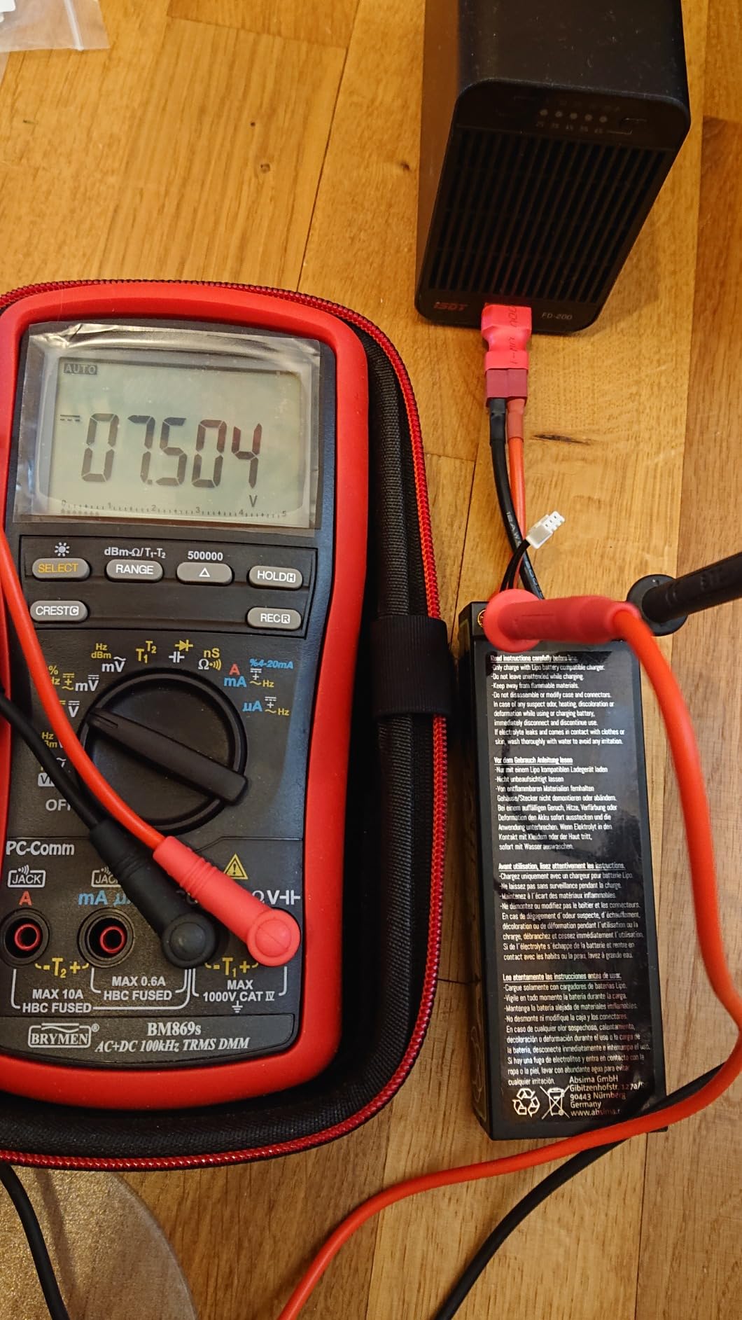 ISDT FD-200 LiPo Entlader 200W 25A 2-8S Discharger