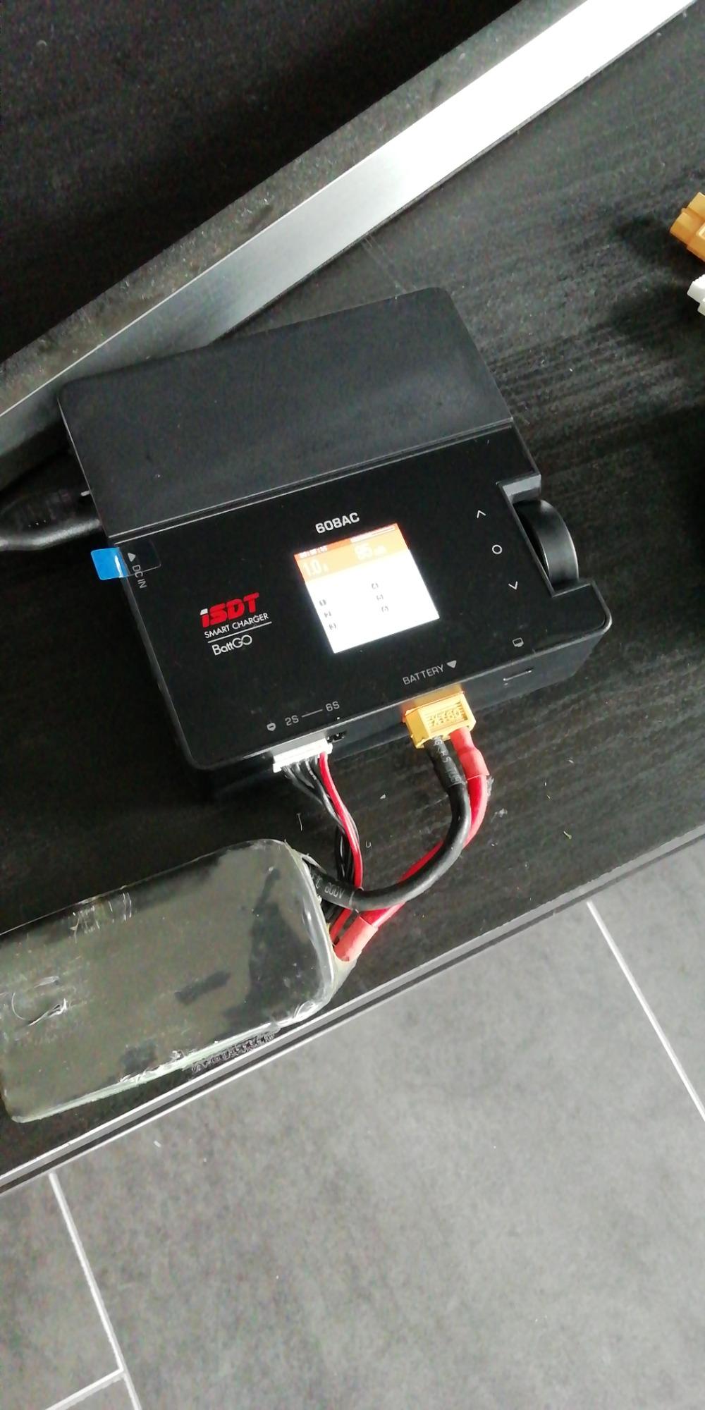 ISDT 608AC LiPo Ladegerät AC/DC 1-6S mit Balancer