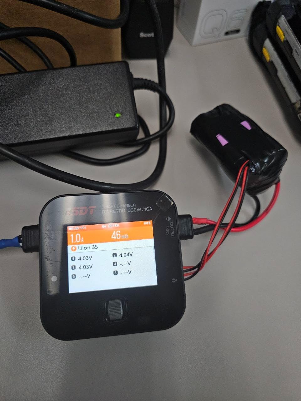ISDT Q6 Retro DC Lipo Ladegerät 350W 16A Balancer