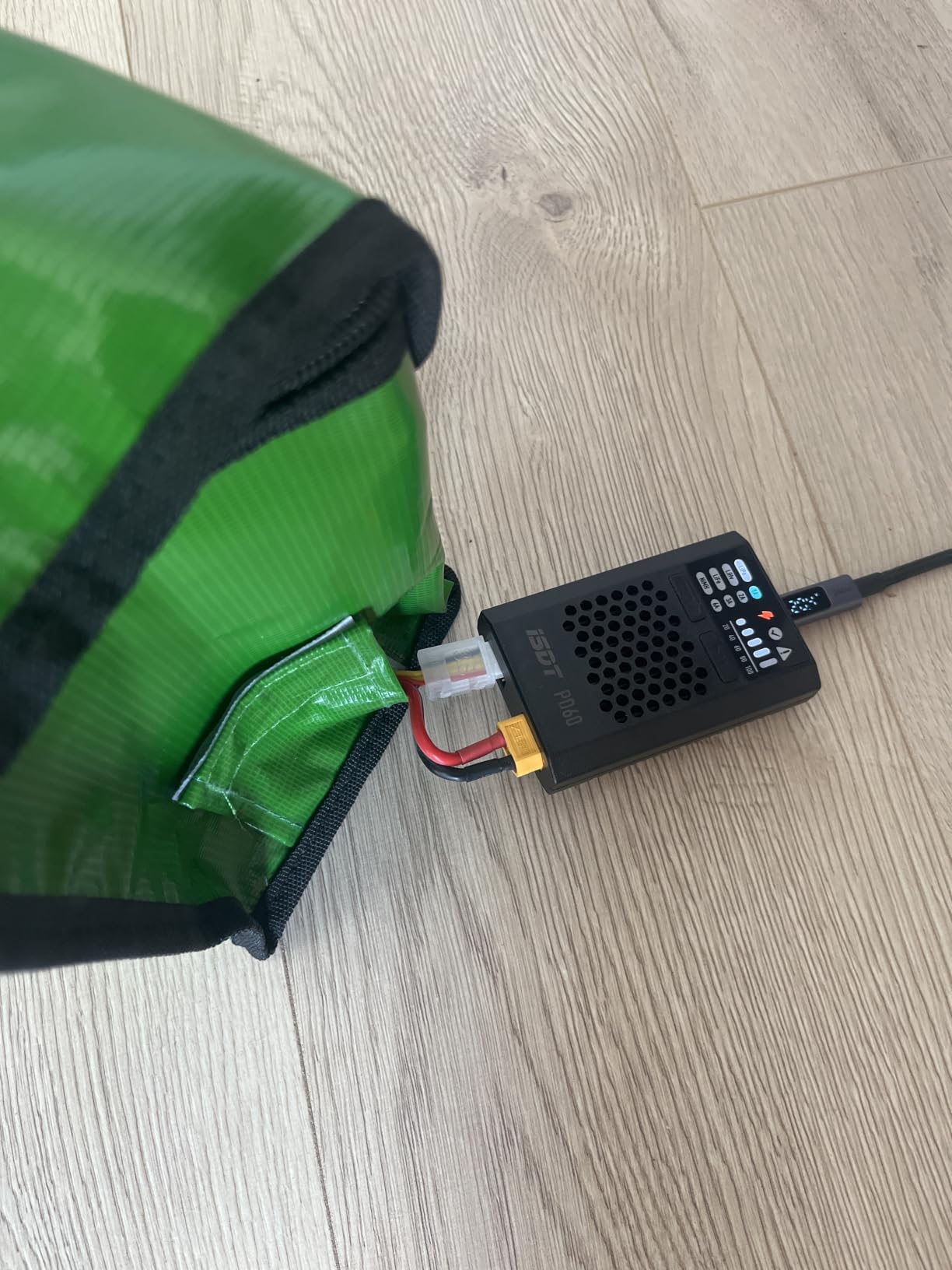 ISDT PD60 LiPo Ladegerät USB-C 60W 6A 1-4S Mini